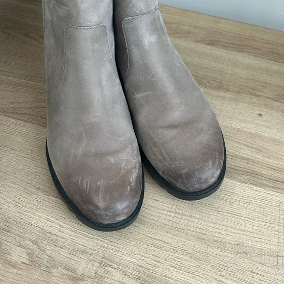 Sorel Woman’s Boot - Picture 7 of 9